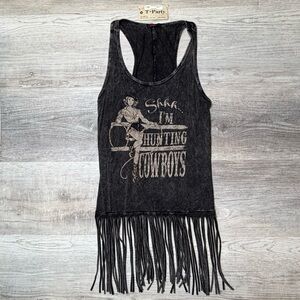 T Party Fashion Charcoal I’m Hunting Cowboys Racer Back Fringe Tank Top W Size M